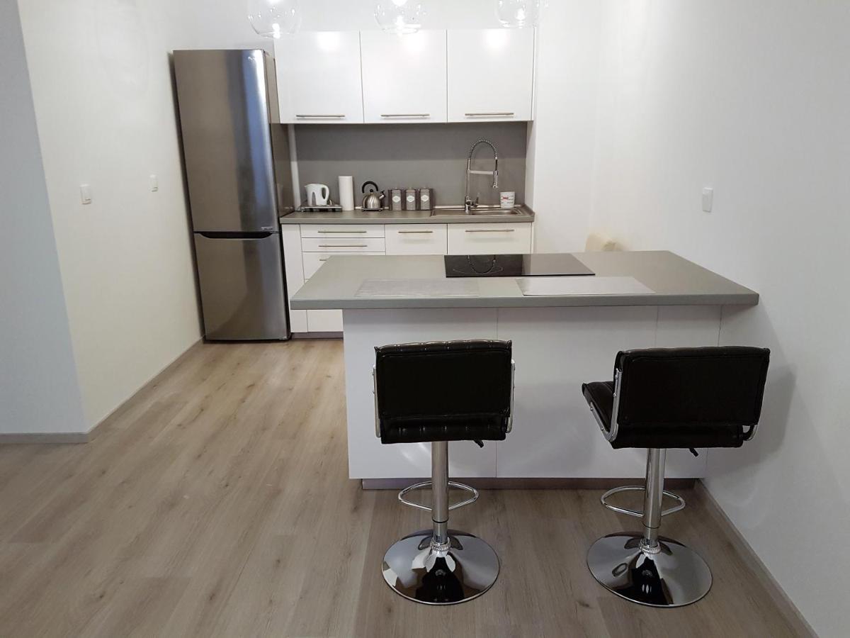Moderny Byt V Sirsom Centre Apartment Bratislava Bagian luar foto
